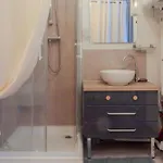 Le Lexa Apartment *